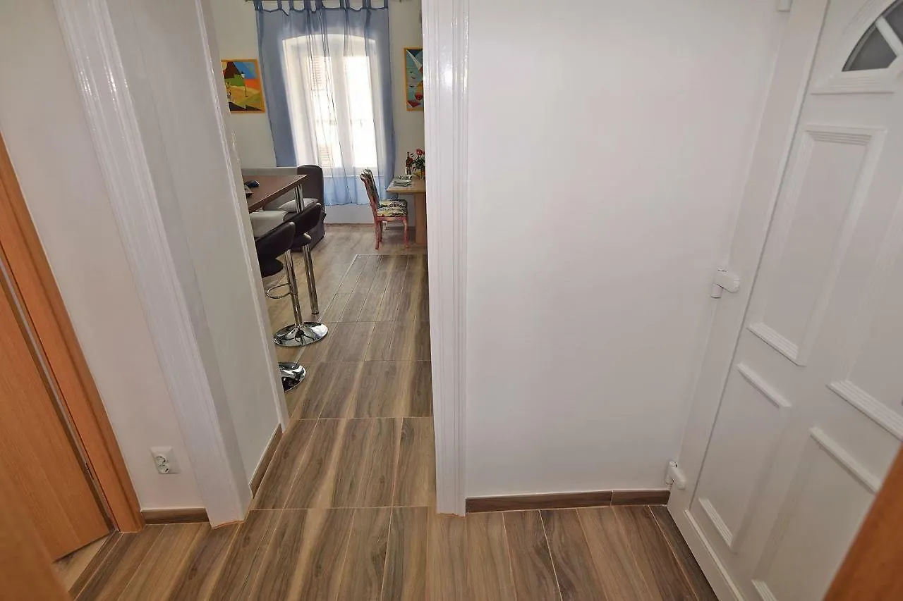 Apartment Nerea Pola 0*,  Croazia
